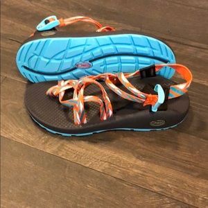 Women’s Chaco sandals sz 9
